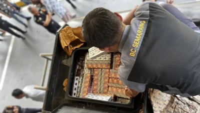 Bea Cukai Semarang Bongkar Beragam Modus Peredaran BKC Ilegal, Nilai Barbuk Rp 21 Miliar