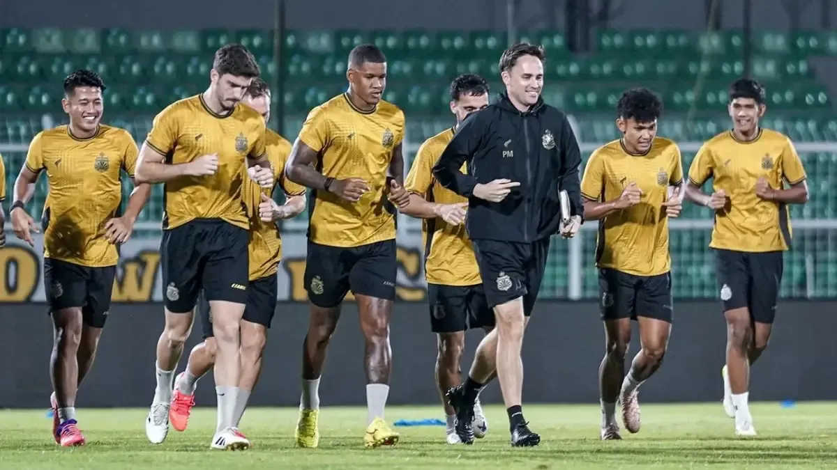Bhayangkara FC Lepas 12 Pemain, Paul Munster Tegaskan Bertahan