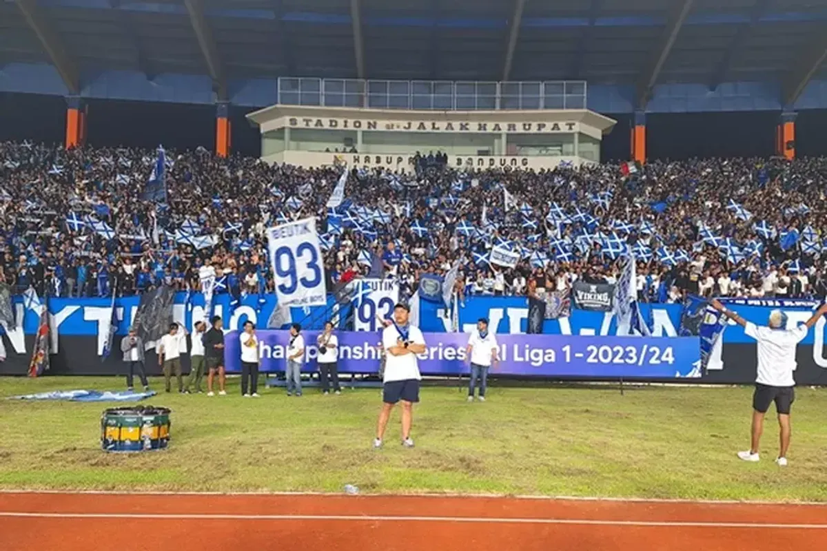 Debut Manis Gabriel Mutombo: Clean Sheet dan Pujian untuk Atmosfer Gila Bobotoh di Si Jalak Harupat