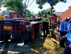 Detik-Detik Kecelakaan Maut di Pasuruan, Truk Rem Blong Tabrak Kendaraan dan Rumah