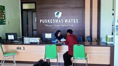 Diduga Keracunan Makanan Bergizi Gratis, 27 Siswa SMPN 3 Wates Yogyakarta Dilarikan ke Puskesmas