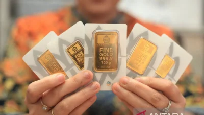 Harga Emas Antam Hari Ini 18 Juli 2026 Anjlok Rp 28.000, Simak Rincian Pegadaian dan UBS