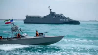 Iran Hentikan Dua Kapal Tanpa Izin di Selat Hormuz, Tegaskan Kendali Penuh