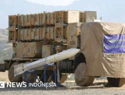 Israel: Iran Pindahkan Ribuan Sentrifugal Nuklir ke Gunung Pickaxe, Trump Ancam Serangan