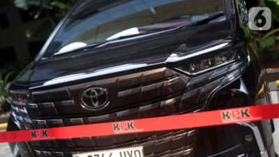 KPK Sita Toyota Alphard dari Bupati Lombok Barat, Diduga Hasil Gratifikasi