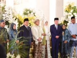 Momen Langka: Prabowo, Jokowi, SBY, dan Gibran Duduk Bersama di Resepsi Pernikahan