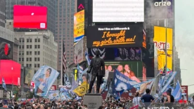 Ribuan Suporter Argentina Padati Times Square New York Jelang Final Piala Dunia 2026