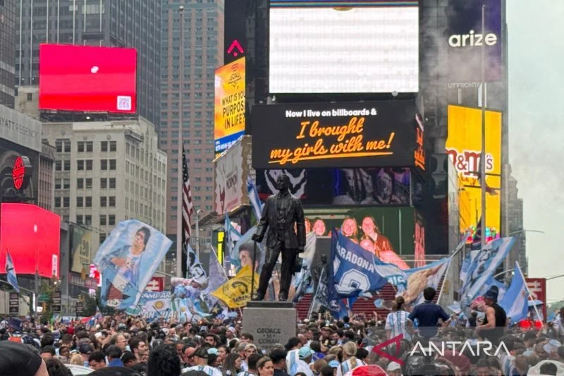 Ribuan Suporter Argentina Padati Times Square New York Jelang Final Piala Dunia 2026