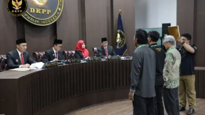 Sidang Dugaan Pelanggaran Etik Dokumen Pencalonan Jokowi, DKPP Periksa Ketua dan Anggota KPU