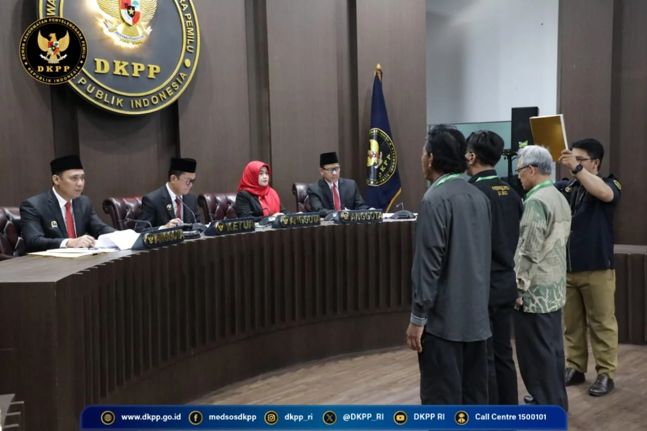 Sidang Dugaan Pelanggaran Etik Dokumen Pencalonan Jokowi, DKPP Periksa Ketua dan Anggota KPU