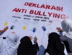 Tiga Berita Populer Padang: Dedi Mulyadi Naik Taksi ke UNP, Bullying MAN 3, dan Harapan Mahasiswa