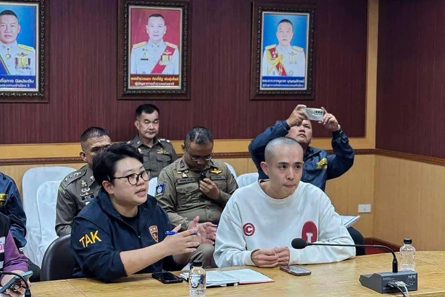 Tampang Napi Narkoba Encek Saat Digiring ke Bareskrim Usai Ditangkap di Myanmar