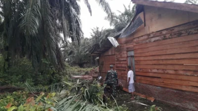 Viral Video Gerai Gacoan Aceh Tamiang Rusak Dihantam Angin Kencang, Warga Bersyukur Selamat