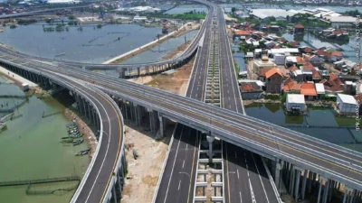 Dinamika Terkini di Demak: Dari Wacana Sekolah Swasta Gratis, Tantangan Pertanian, hingga Kelanjutan Tol