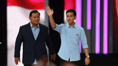 Evaluasi Kinerja dan Dinamika Politik Pemerintahan Prabowo Bersama Wapres Gibran