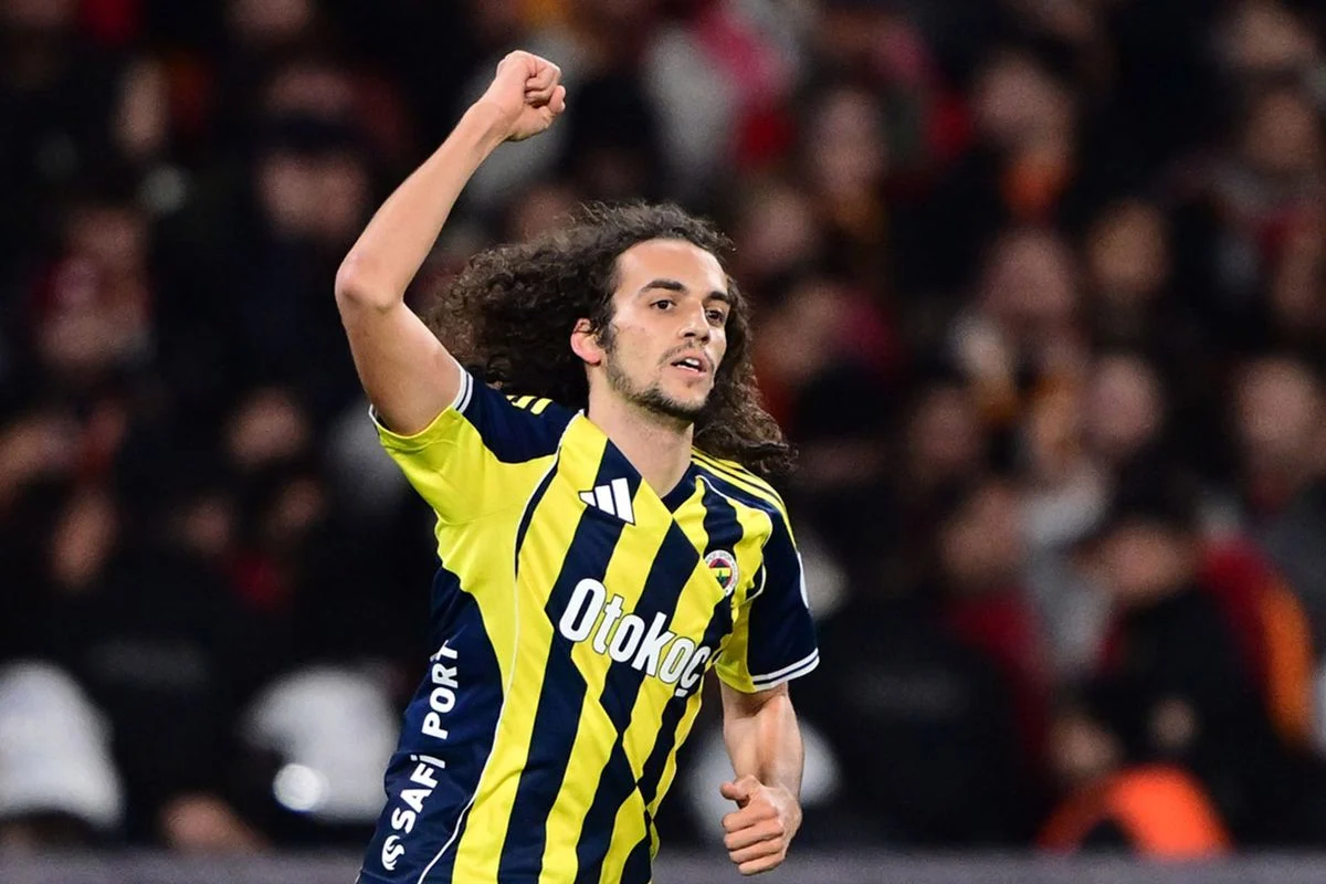 Sorotan Sikap Mattéo Guendouzi Usai Laga Panas Fenerbahce Lawan Lyon
