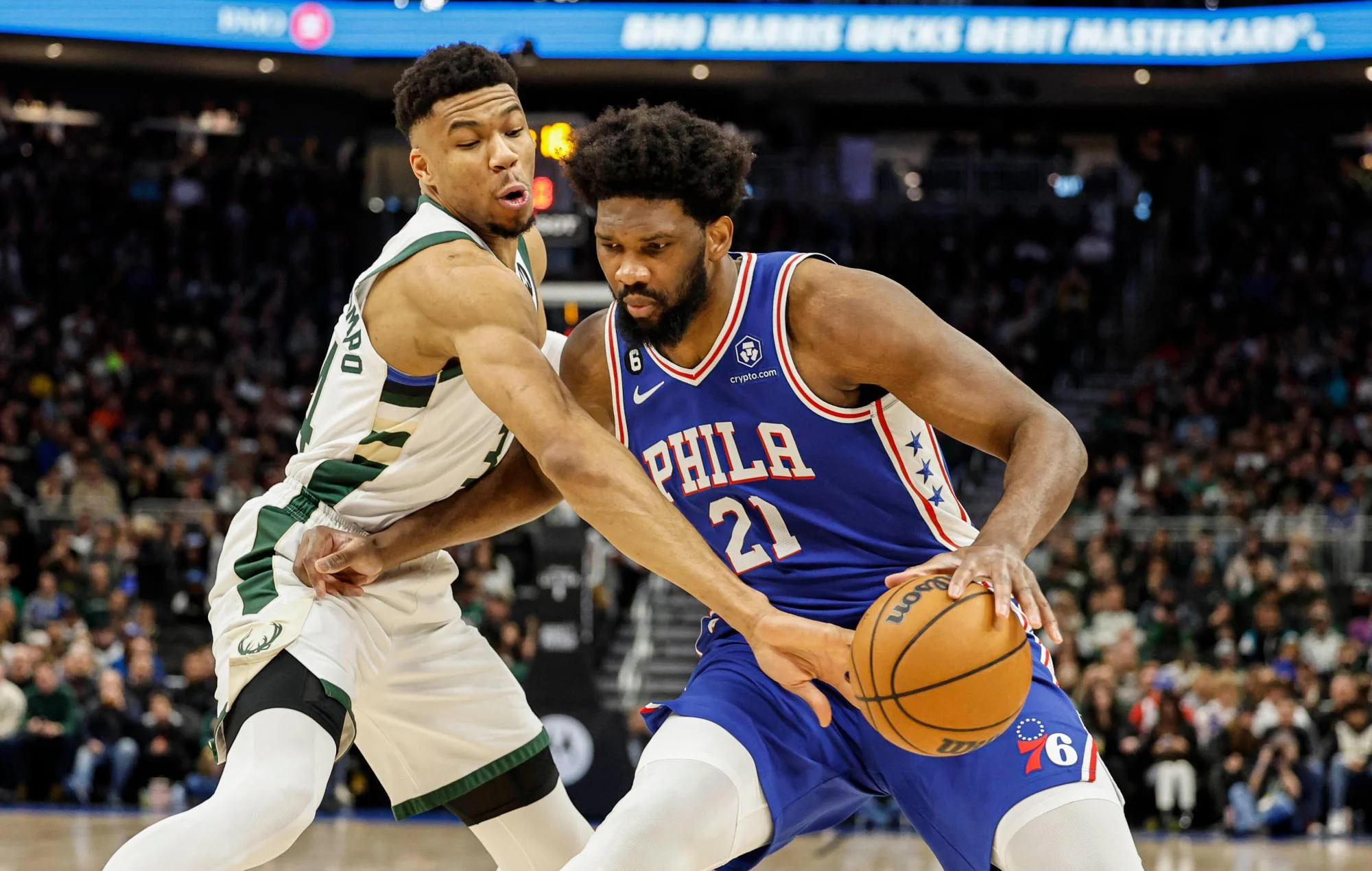 76ers vs Bucks: Embiid Cetak Triple-Double, Philadelphia Masih Sempurna
