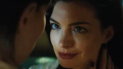 Anne Hathaway Curi Perhatian Lewat Verity dan Proyek Days of Thunder 2