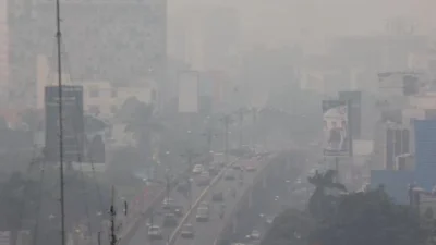 Asap Karhutla Menyebar ke Atmosfer Jakarta, DLH DKI Bantah Polusi Udara Dipengaruhi Kebakaran Hutan