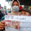 Bantuan Langsung Tunai Bergulir di Lumajang dan Banten, Pemerintah Perluas Perlindungan Sosial