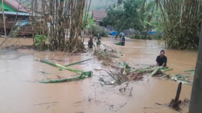 Banyumas Dilanda Banjir dan Longsor, 21 Kejadian Tercatat dalam Sehari