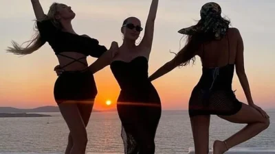 Candice Swanepoel Kembali ke Kamera di Tengah Isu Keretakan dengan Joan Smalls