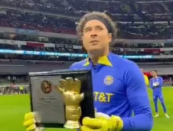 Club America Gelar Homahe untuk Guillermo Ochoa di Estadio Azteca