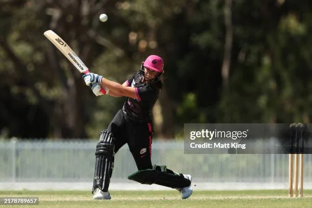 Courtney Sippel Pimpin Kemenangan Sixers atas Brisbane Heat di T20 Spring Challenge