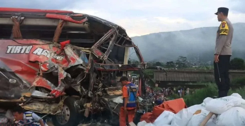 Deretan Kasus Sopir di Jawa Timur: Kecelakaan Maut hingga Ugal-ugalan di Tol