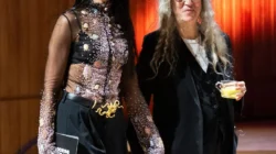 Dua Lipa Curi Perhatian di London Literature Festival, dari Gaya hingga Momen Emosional dengan Patti Smith