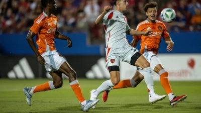 FC Dallas Ditahan Houston Dynamo 2-2, Petar Musa Selamatkan Satu Poin di Masa Injury Time