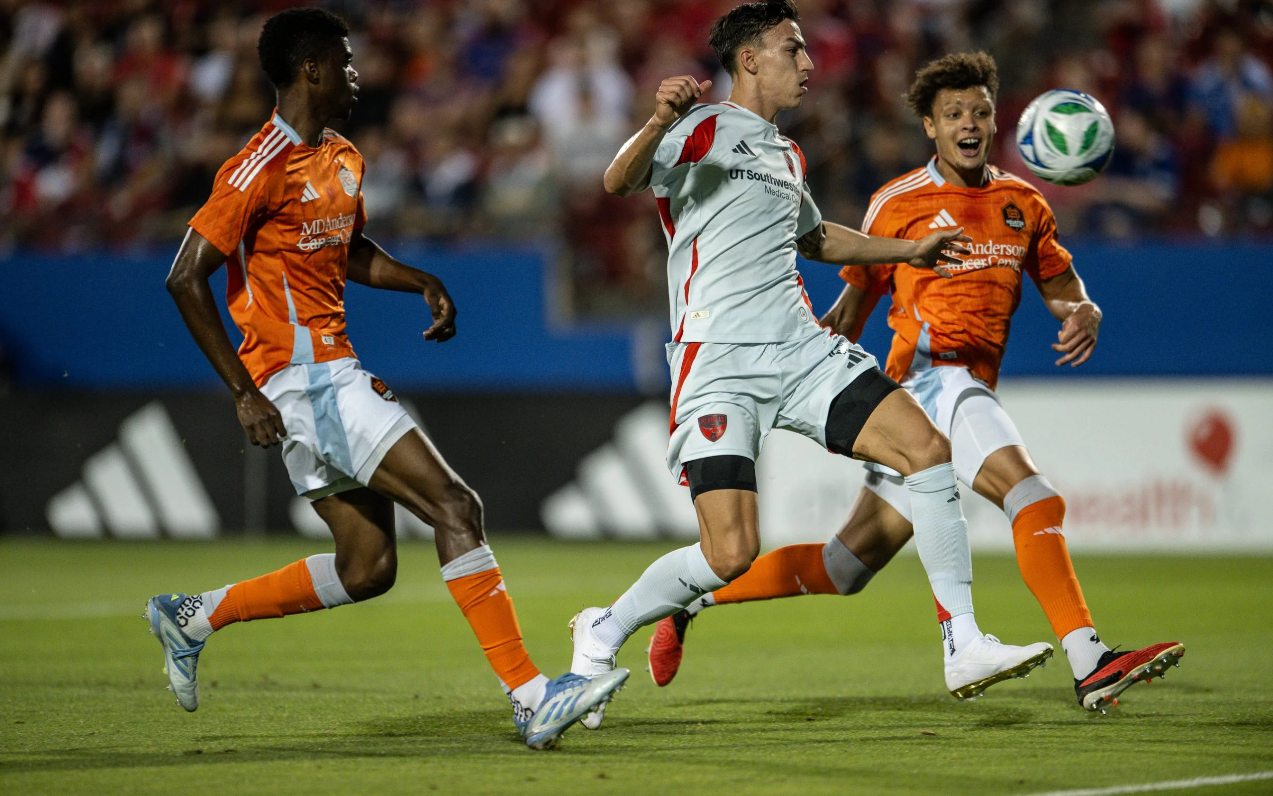 FC Dallas Ditahan Houston Dynamo 2-2, Petar Musa Selamatkan Satu Poin di Masa Injury Time