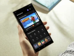 Google Play Store Kini Jualan Smartphone Samsung, Tanda Kolaborasi Baru?