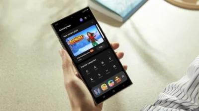 Google Play Store Kini Jualan Smartphone Samsung, Tanda Kolaborasi Baru?