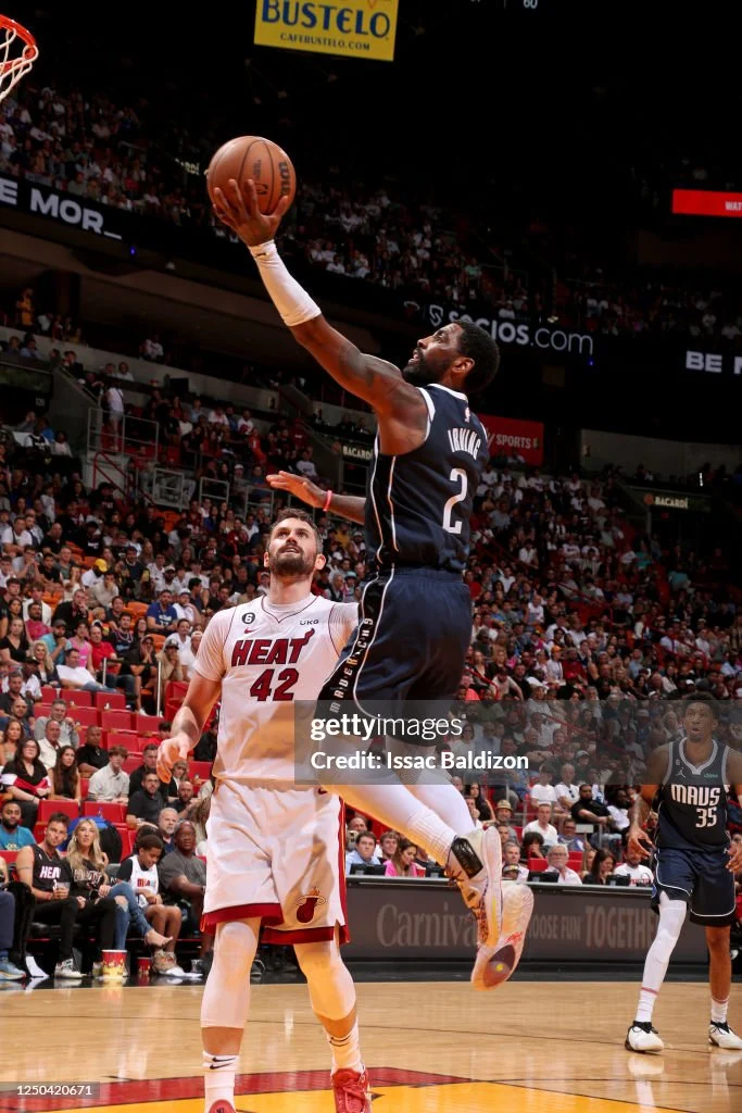 Heat Tumbang 0-4 Usai Kalah dari Mavericks, Kyrie Irving Terbuka ke Miami