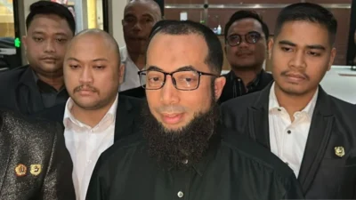 Khalid Basalamah Minta Penjadwalan Ulang Sidang Kasus Korupsi Kuota Haji
