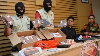 KPK Tahan Bupati Klaten dan Kepala BPK Jateng dalam Kasus Suap Audit