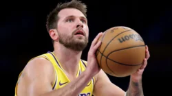 Luka Dončić Pimpin Lakers ke Start 3-0, Ukir 52 Poin dan Rekor 50 Poin ke-10