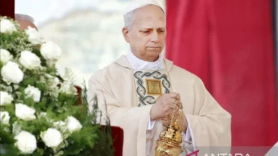 Paus Leo XIV Telepon Putin dan Dipulangkan Usai Operasi Kanker Paru