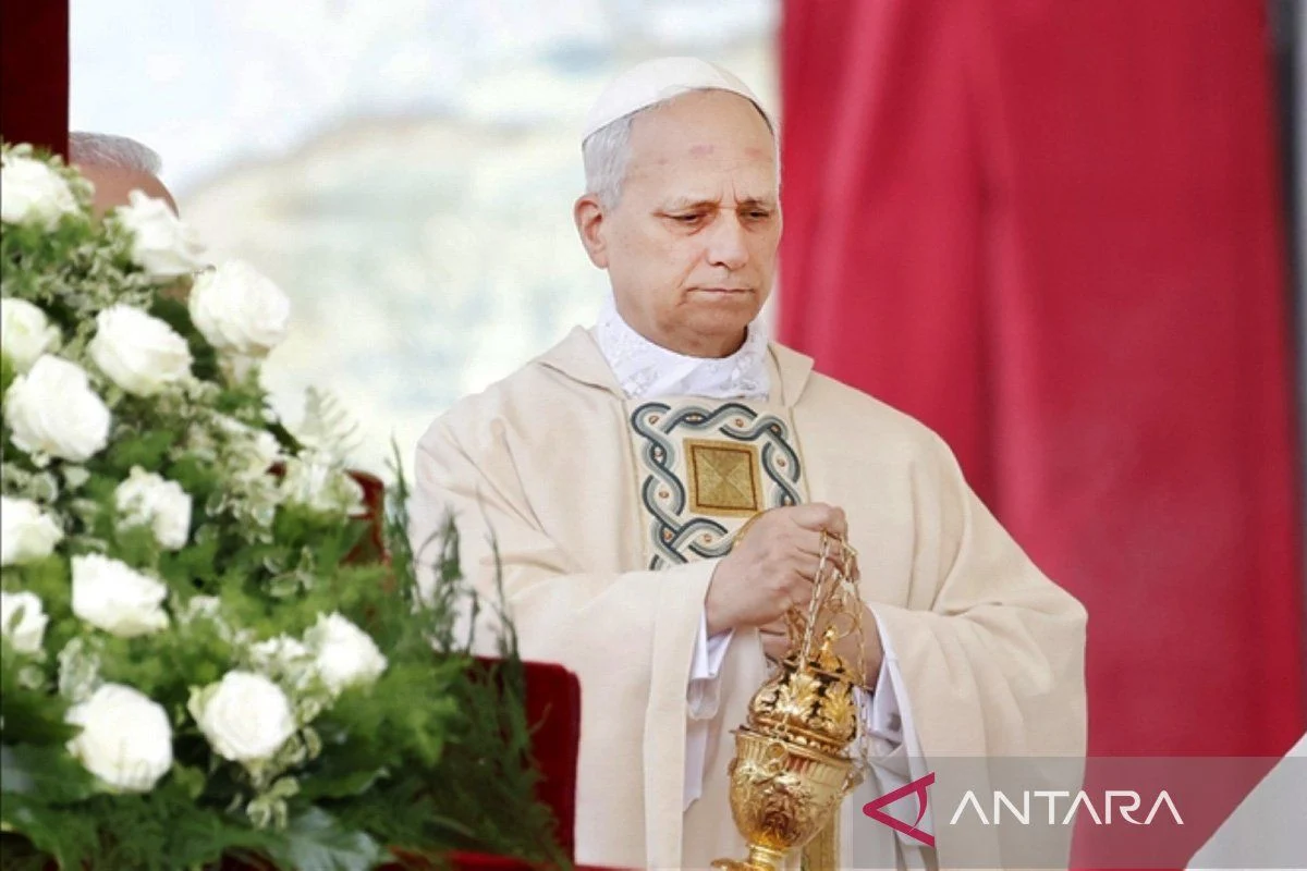 Paus Leo XIV Telepon Putin dan Dipulangkan Usai Operasi Kanker Paru