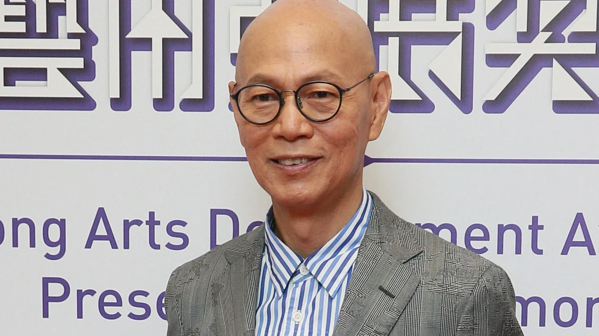 Penyanyi Senior Hong Kong Law Kar Ying Ungkap Biaya Medis Fantastis di Usia 80 Tahun
