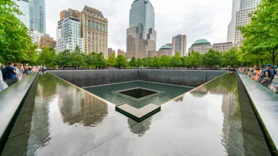 Peringatan 9/11 ke-25 Diwarnai Doa Perdamaian Global, Dinamika Politik, dan Penghormatan Korban