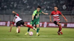 Persebaya vs Madura United: Derby Suramadu dan Langkah Cepat Laskar Sape Kerrab