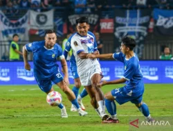 Persib Bandung Comeback Dramatis, Bungkam Port FC 3-1 di Laga Perdana ACC