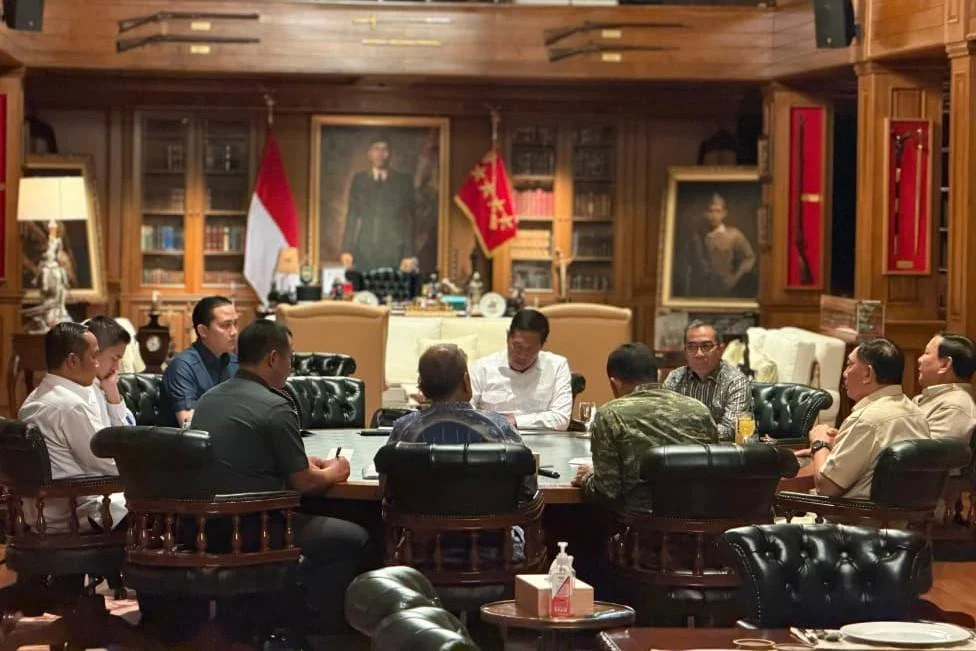Prabowo Panggil Syahganda Nainggolan ke Hambalang, Perkuat Komunikasi Pemerintah