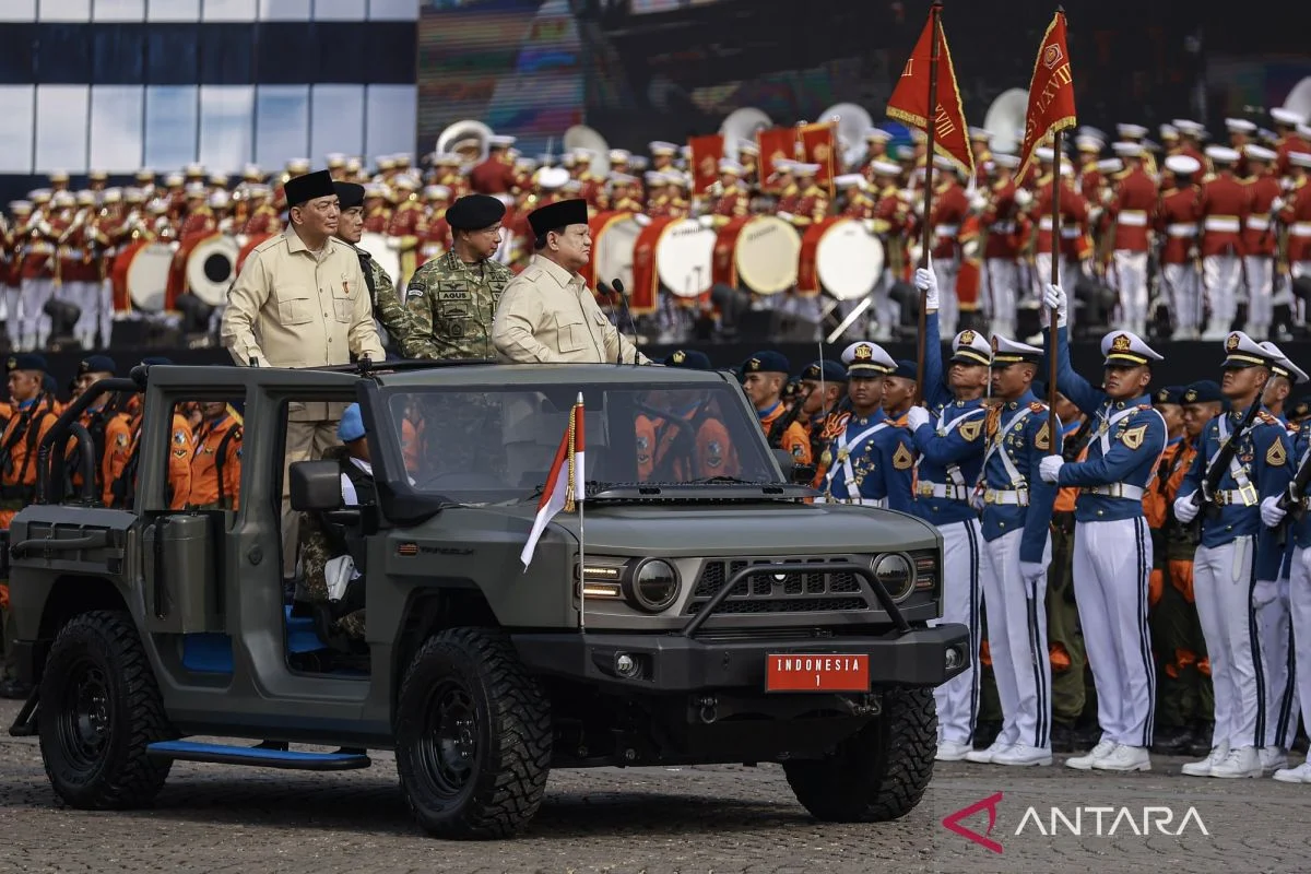 Prabowo Pimpin HUT ke-81 TNI, Resmikan 204 Satuan Baru dan Kenalkan Komandan Upacara ke SBY
