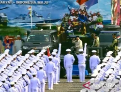Presiden Prabowo Pimpin Upacara HUT ke-81 TNI, Tekankan Peran Sebagai Tentara Rakyat