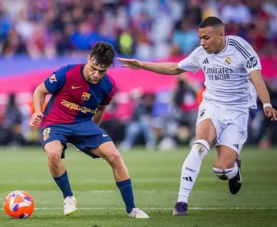 Real Madrid Kalahkan Barcelona 2-1 di El Clasico, Strategi Hansi Flick Disorot