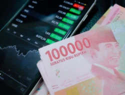 Nilai Tukar Rupiah Hari Ini Bergerak Fluktuatif di Kisaran Rp17.600 per Dolar AS