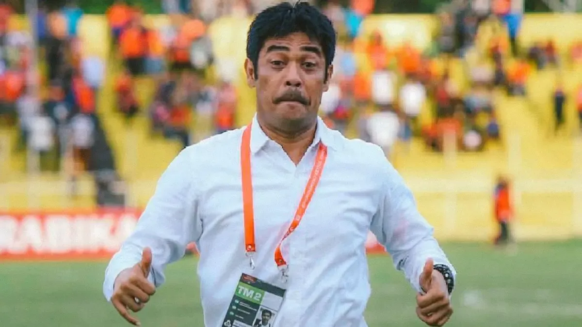 Semen Padang FC Tunjuk Stefano Cugurra sebagai Pelatih Baru Gantikan Nil Maizar